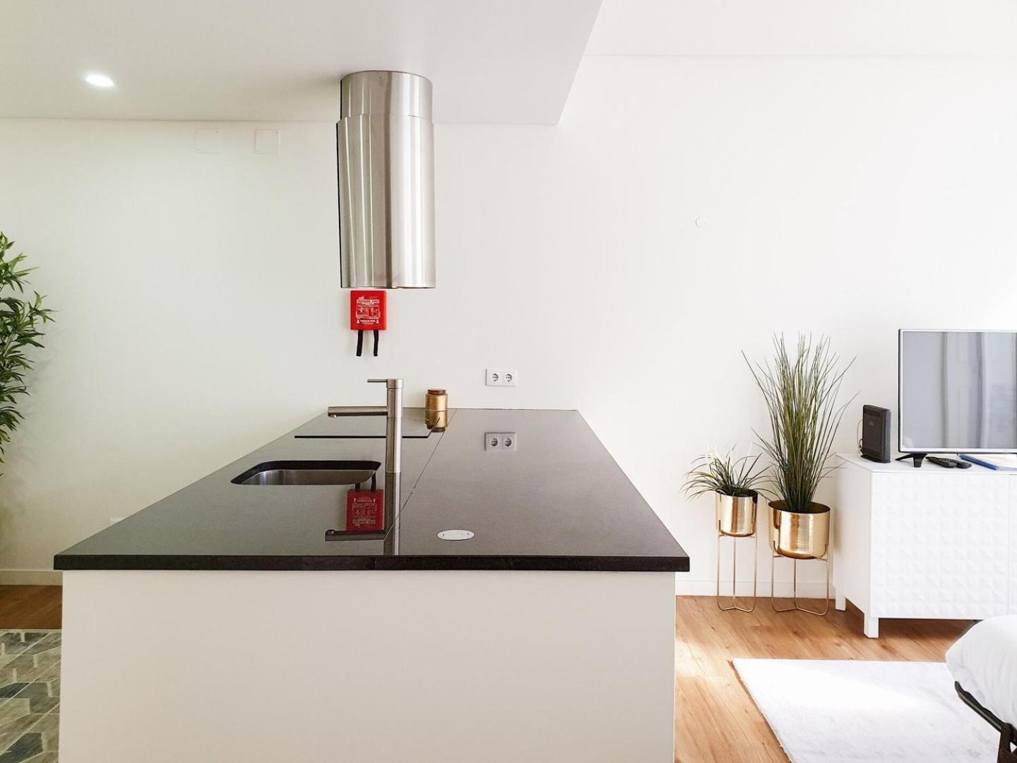 Charming Close To Lx Factory * Lisbon